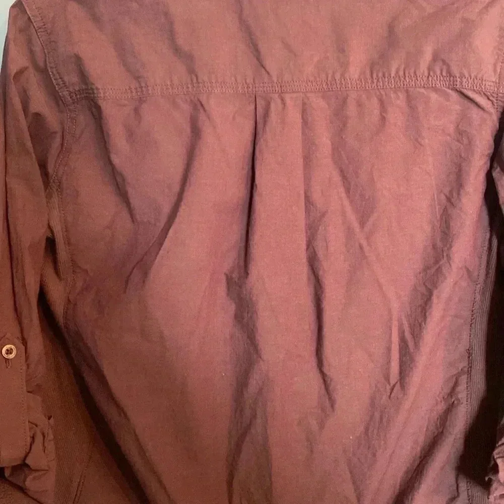 Carhartt women’s brown button down collard shirt - size medium 8/10 - Picture 8 of 8